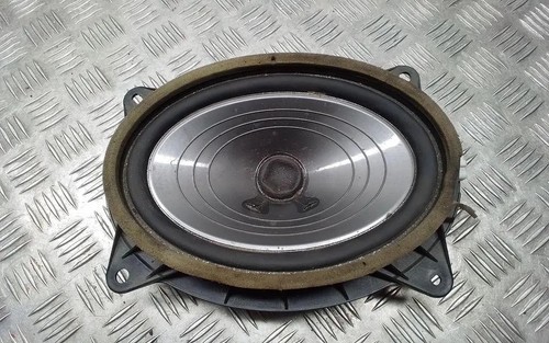 Toyota land cruiser - land, front