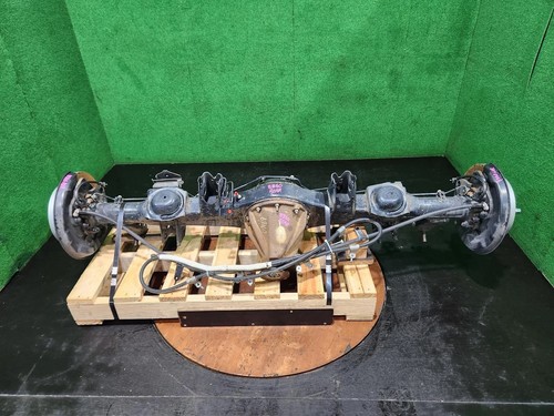 Toyota land cruiser 200 series - land,