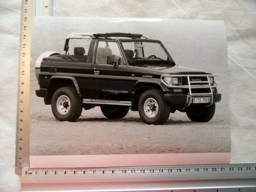 Photograph toyota - photograph,